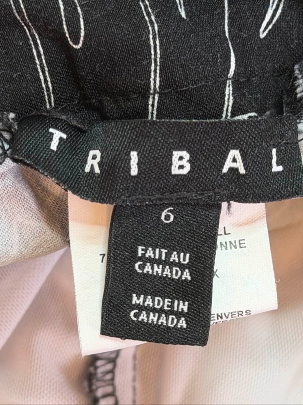 Tribal Black White Floral Capri Pants Size 6 Black/White - Picture 9 of 12